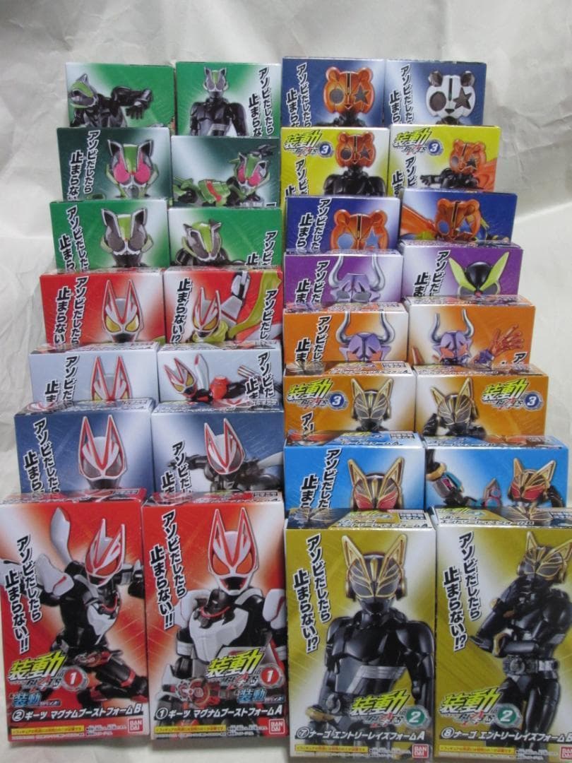 新品未開封 装動 仮面ライダー ギーツ ファイズ オートバジン カブト セット