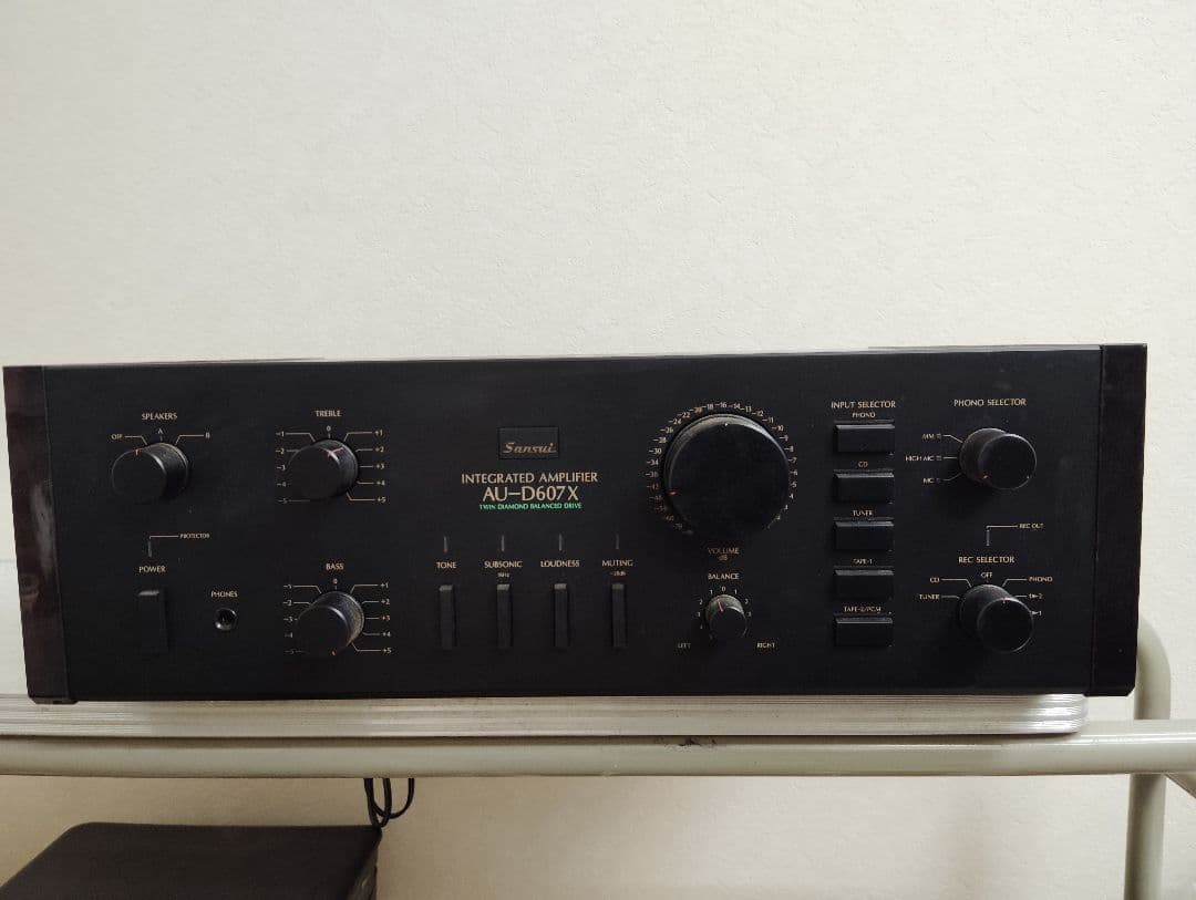 サンスイ sansui 山水AU-D607X プリメインアンプ