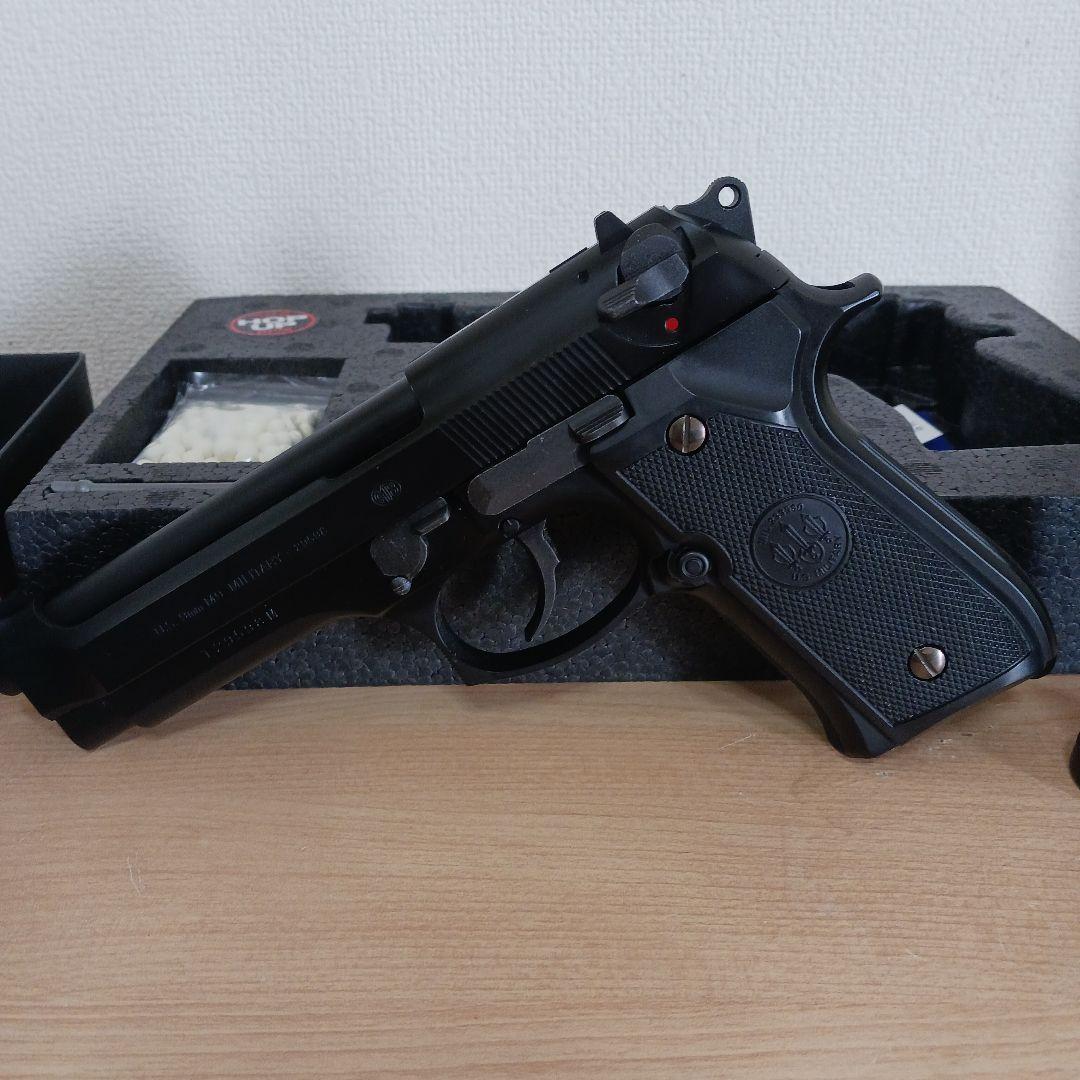 東京マルイM92Fガスブローバックミリタリーモデル　18歳以上ガスガン
