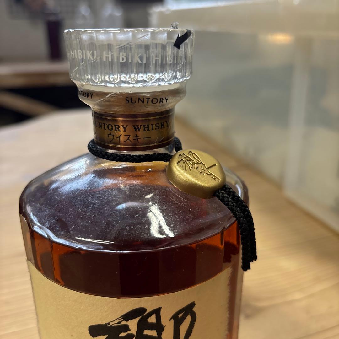 サントリー 響 17年 700ml 未開封箱無し