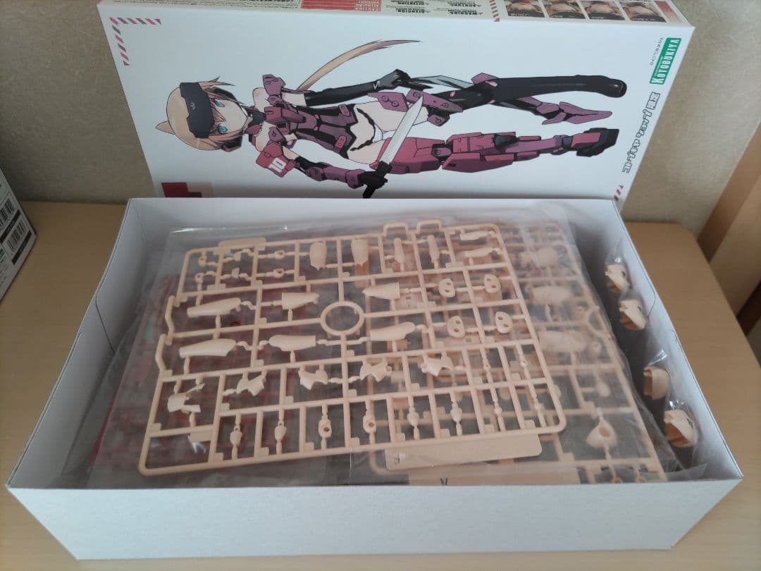 フレームアームズ スティレット 迅雷 コトブキヤ メガミデバイス プラモデル
