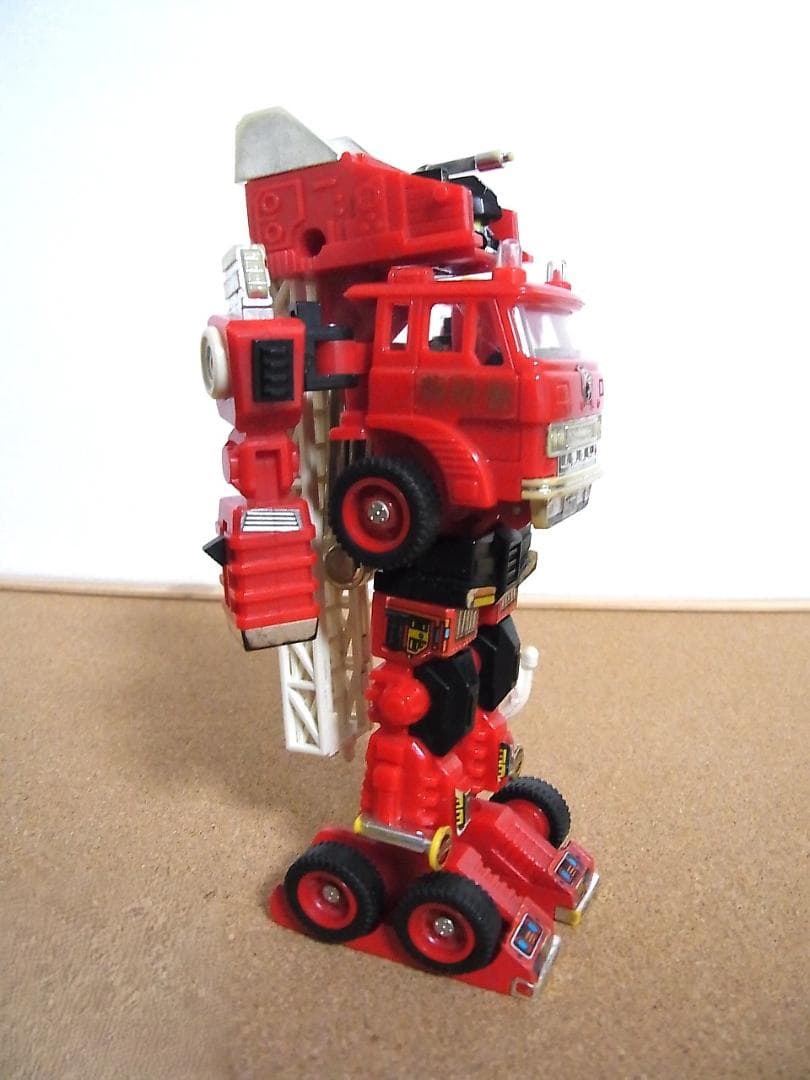 ジャンク　ダイアクロン　当時もの　カーロボット　消防自動車