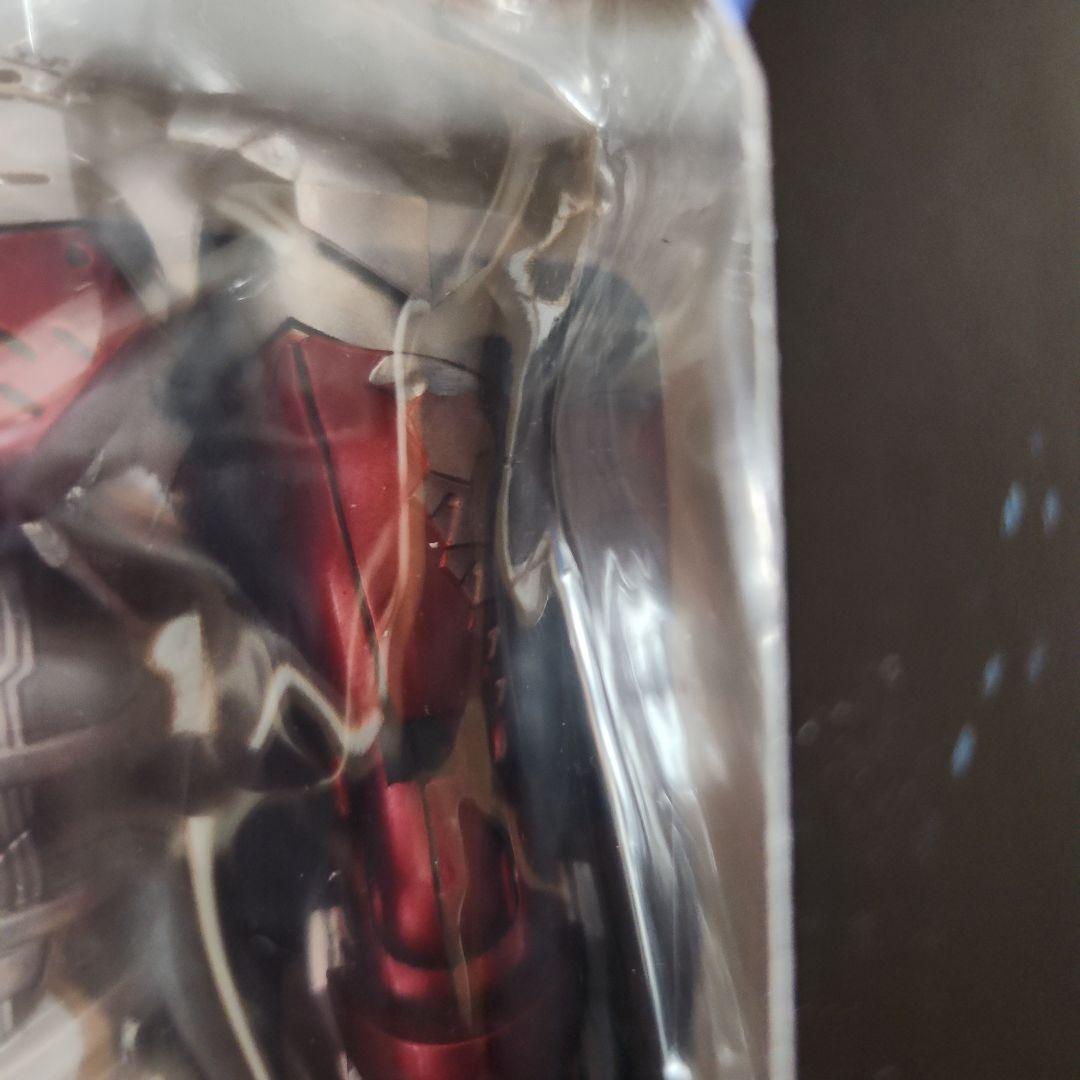 スリーゼロ　ultramanセブンスーツ　ゼロスーツ及びセブンのウエポンセット