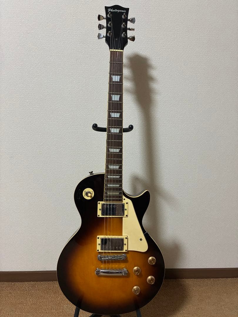 【値下げ‼️】エレキギター　レスポールスタイル サンバースト　動作確認済