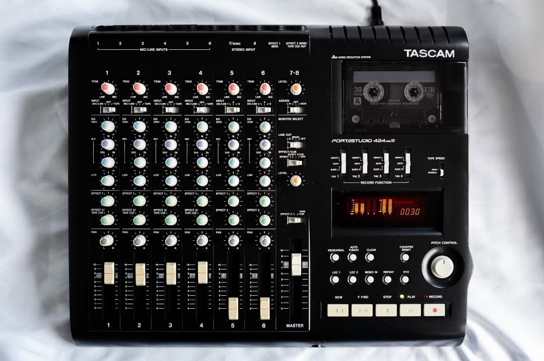 R*u様 【整備済・動作品】TASCAM PORTASTUDIO 424 mkI