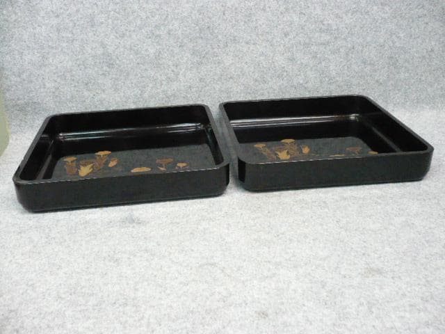 蒔絵 小蓋 2枚 一対 [B23647] 黒塗 花柄 漆器 漆芸 茶道具 菓子器