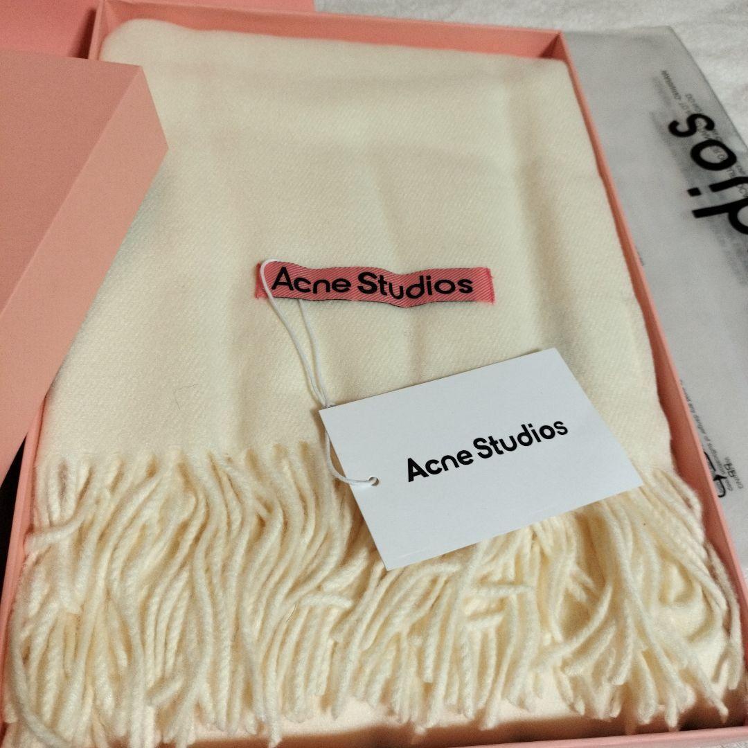 箱紙袋付き　Acne Studios アイボリー マフラー