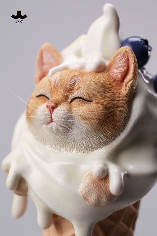 キティ コーンJXKスタジオ リアルねこソフトクリームフィギュア♡在庫２個のみ①