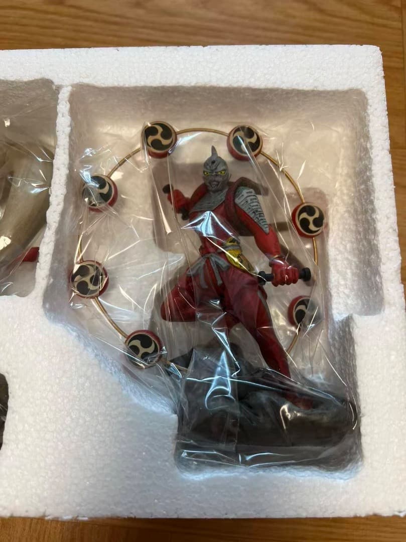 ウルトラマン 限定神像セット 風神＆雷神