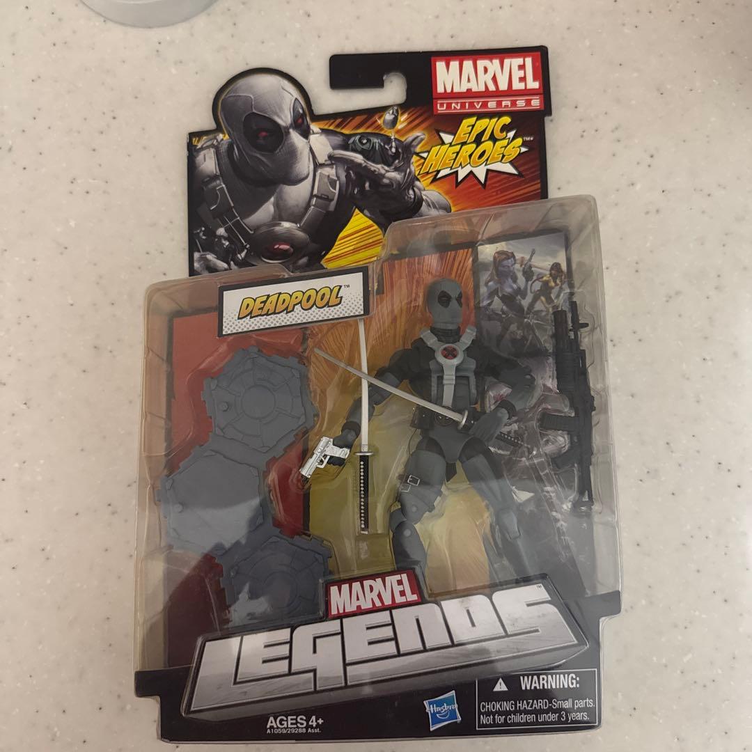 MARVEL LEGENDS デッドプール フィギュア