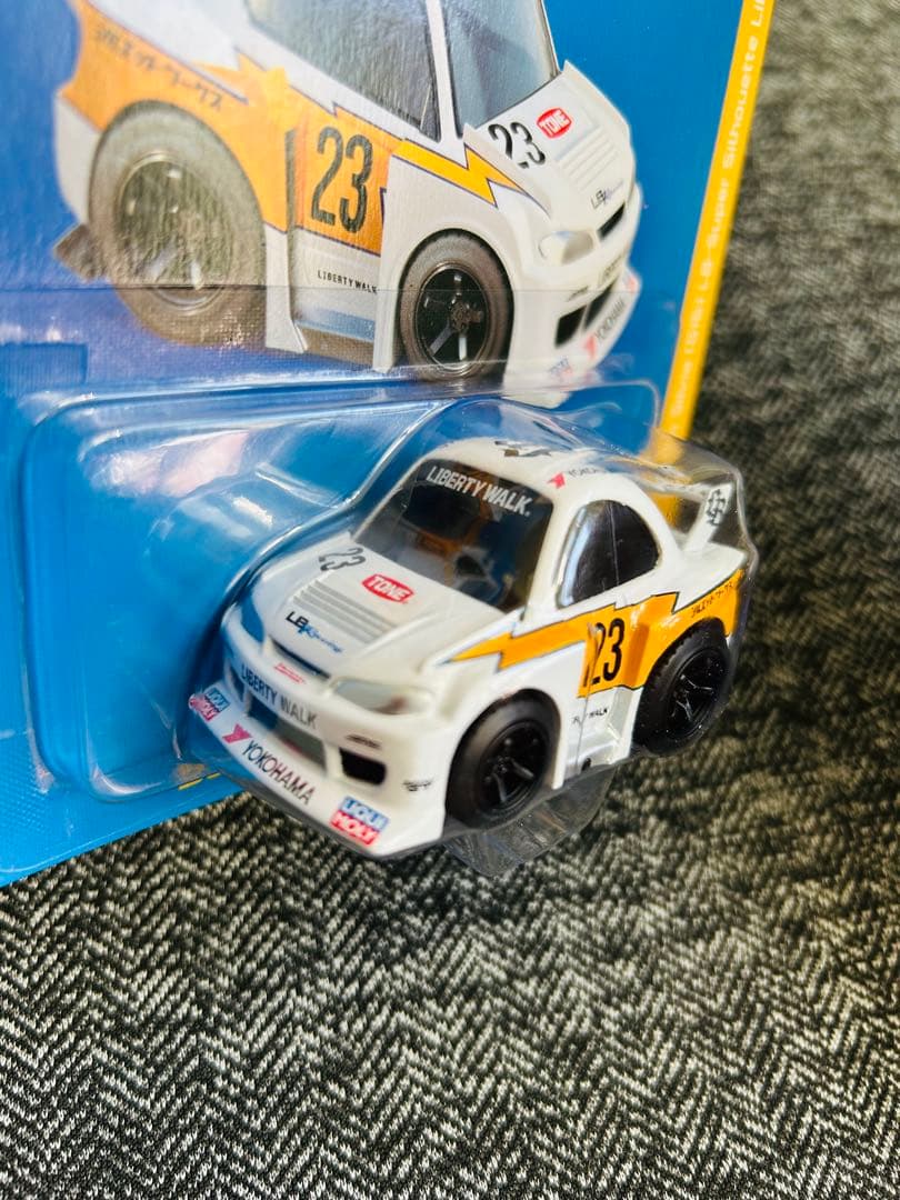 z*n様 MINI GT Qube Carz ミニカーセット 001-006 日
