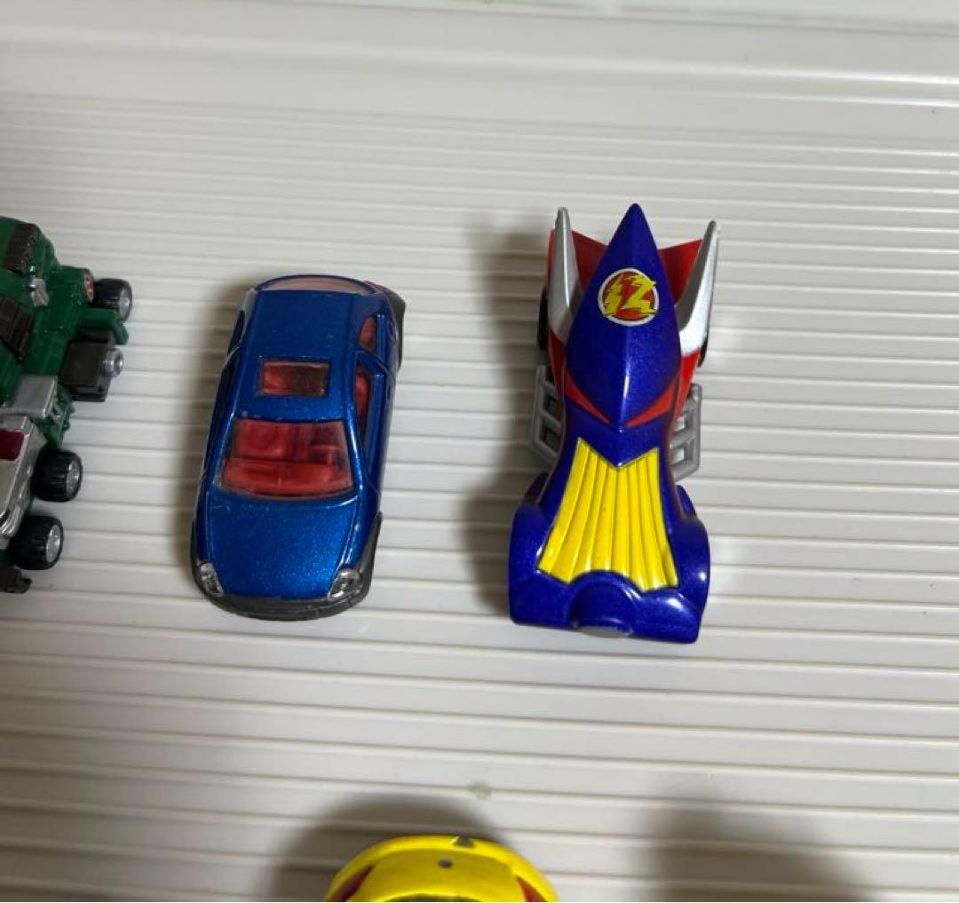 トミカのミニカーのセット