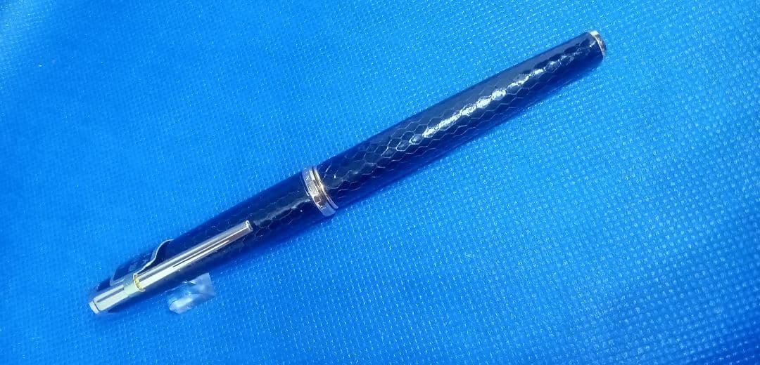 高級革巻きブラック 大型ペン先 18K 細字