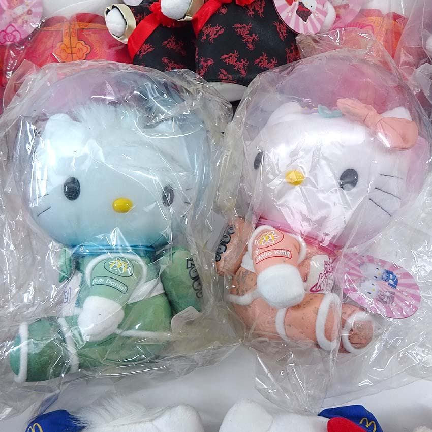 【q-085s/k】 ハローキティ　ぬいぐるみ　大量　マクドナルド　当時物