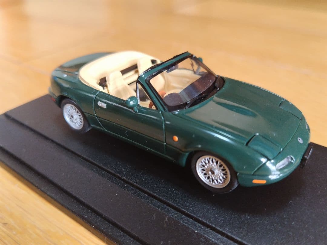 EBBRO「EUNOS ROADSTER V-Special 1996」