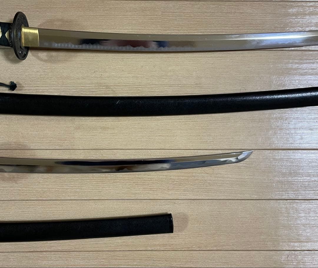 ハチワレ　模造刀　居合刀　太刀　脇差　刀掛け　武具　U0331