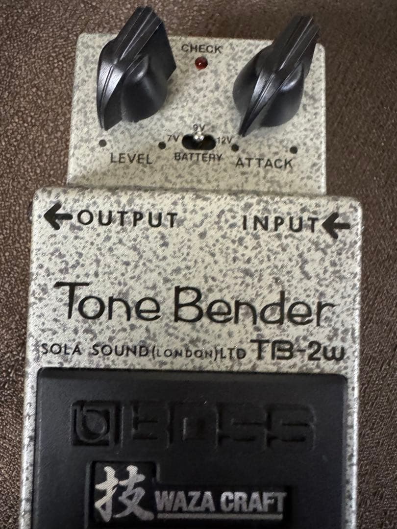ギター BOSS Tone Bender TB-2W