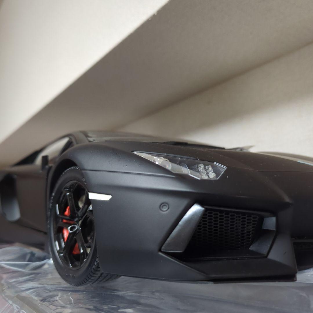 1/8 ポケール Pocher ランボルギーニ アヴェンタドール