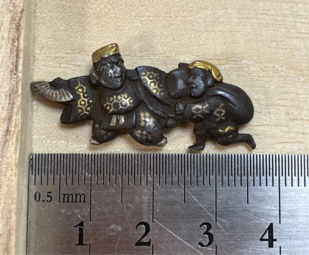 七福神　縁起物　恵比寿と大黒天？　前金具　刀装具
