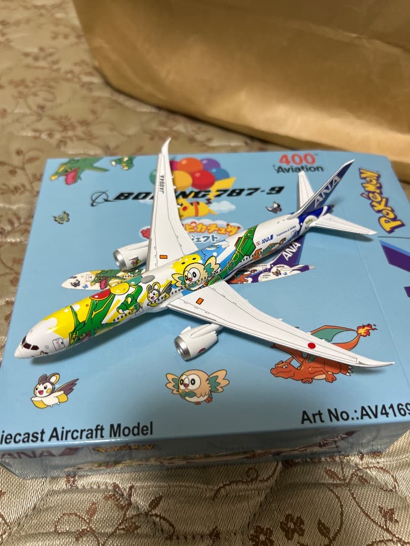 ANA ポケモン Boeing 787-9 ダイキャストモデル 1/400