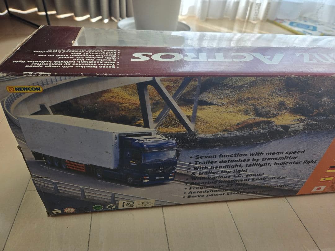 Mercedes-Benz Actros RCトラック　新品未開封　当時品
