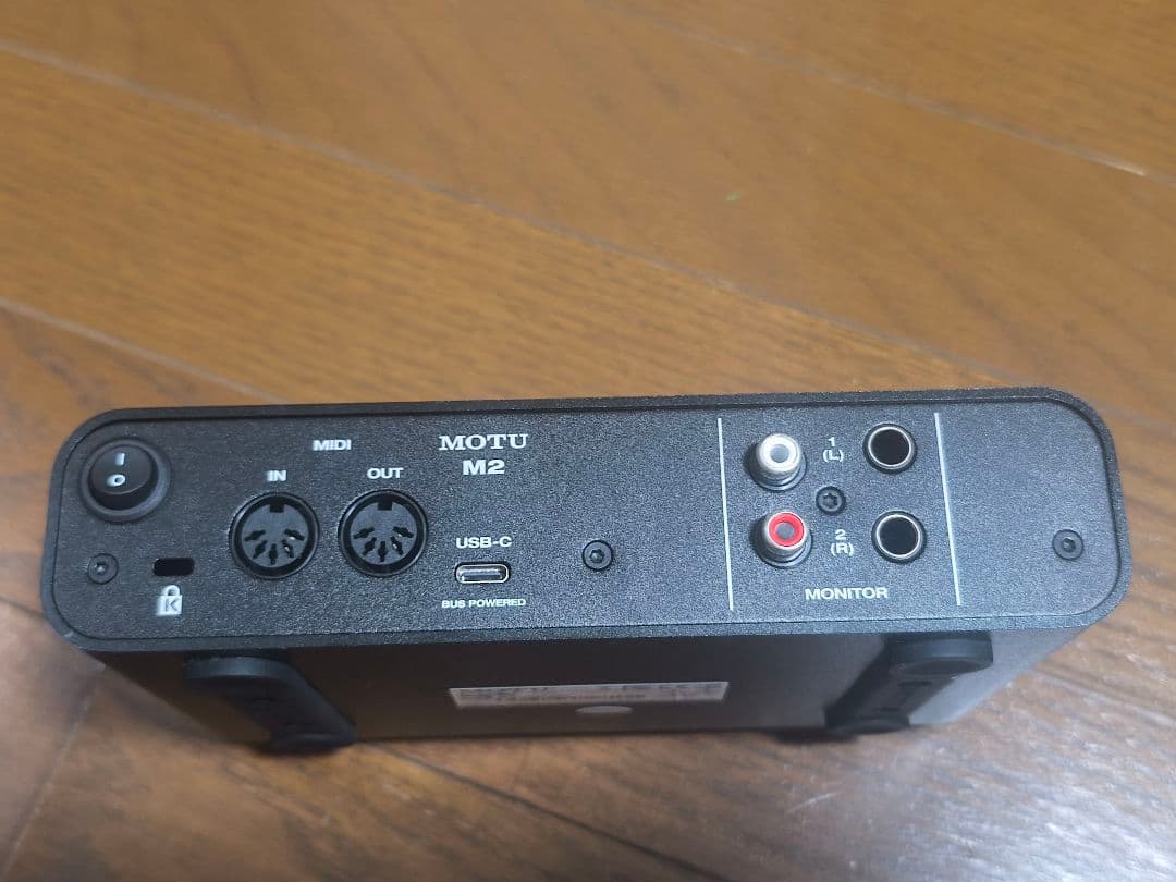 DJ機材 motu m2