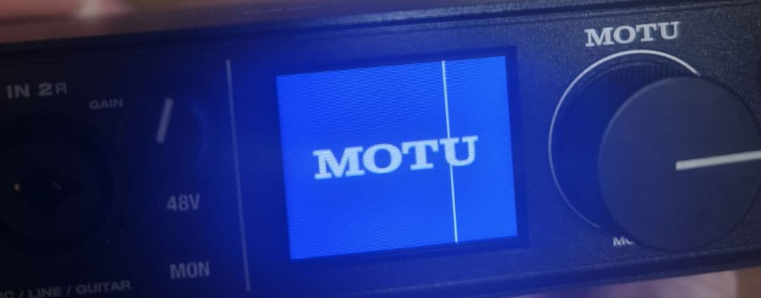 DJ機材 motu m2