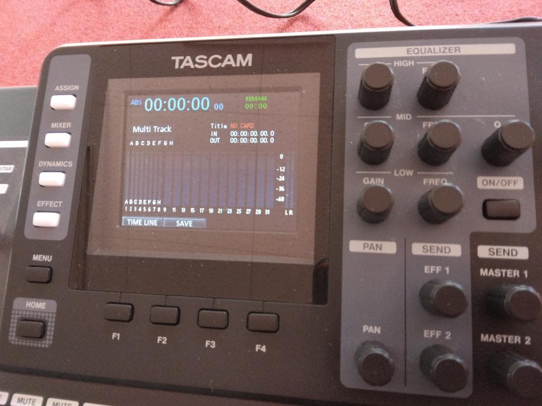配信機器・PA機器・レコーディング機器 TASCAM DIGITAL PORTASTUDIO DP-32SD