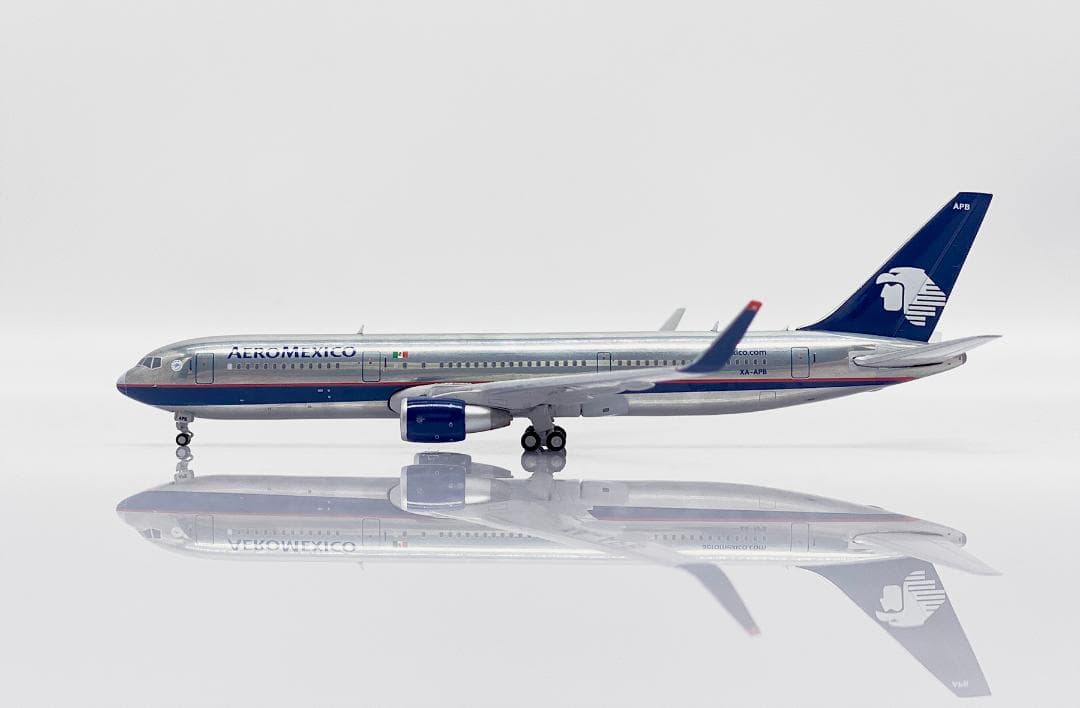 アエロメヒコ航空 767-300ER XA-APB 1/400