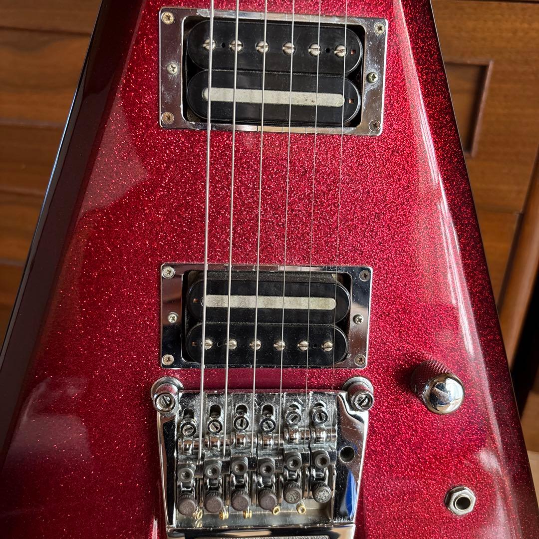 エレキギター TOKAI Super Edition V形