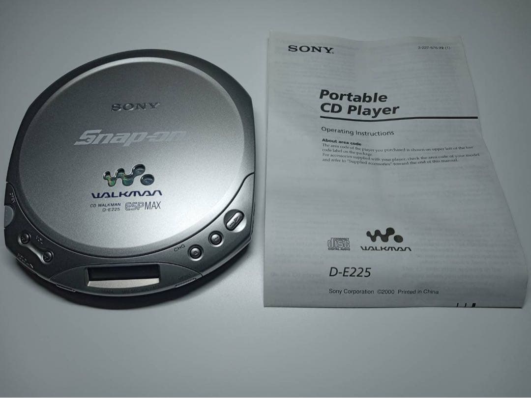 SONY Snap-on スナップオン　ポータブルCDプレーヤー D-E225