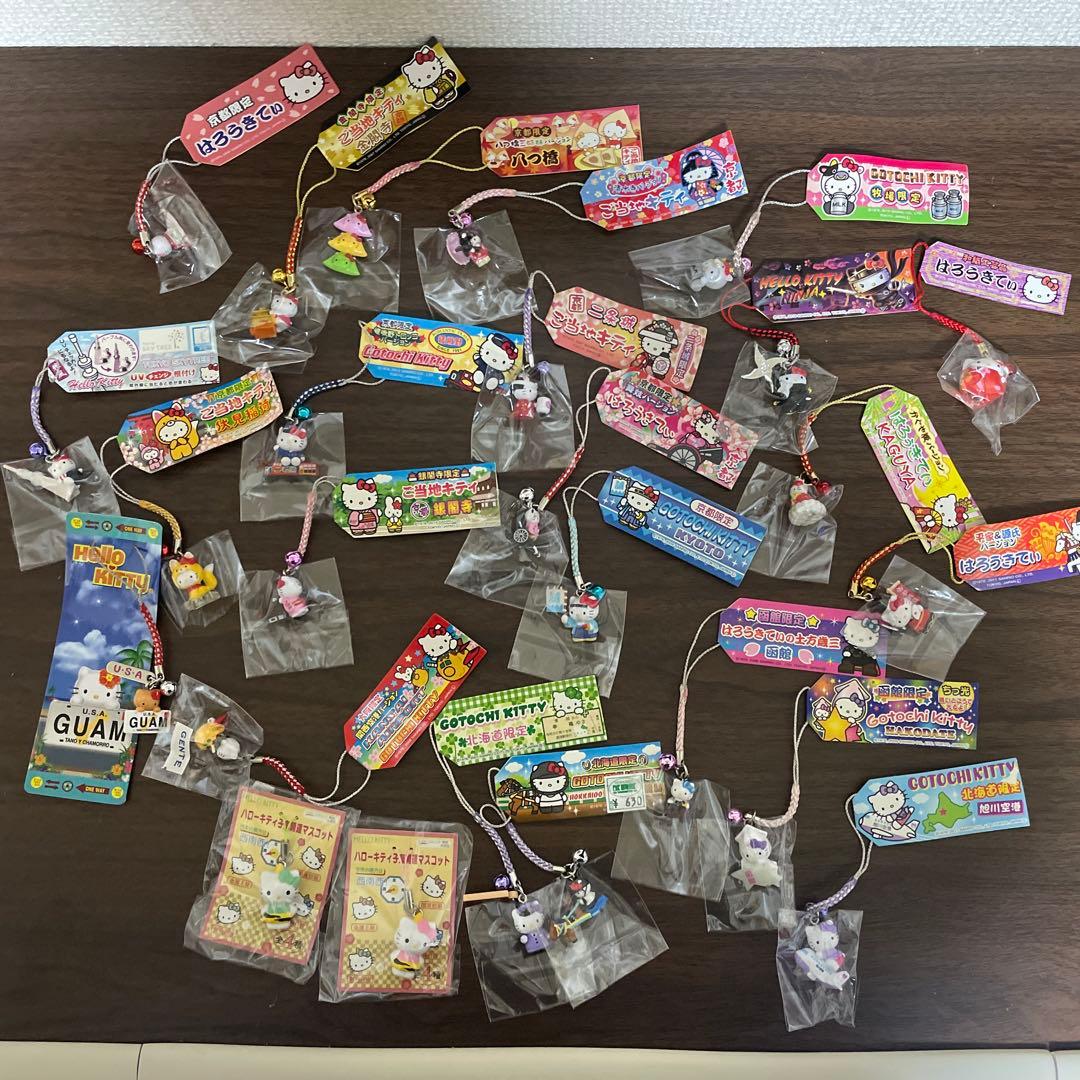 キティ根付ストラップ25個まとめ売り グアム/北海道/十勝競馬