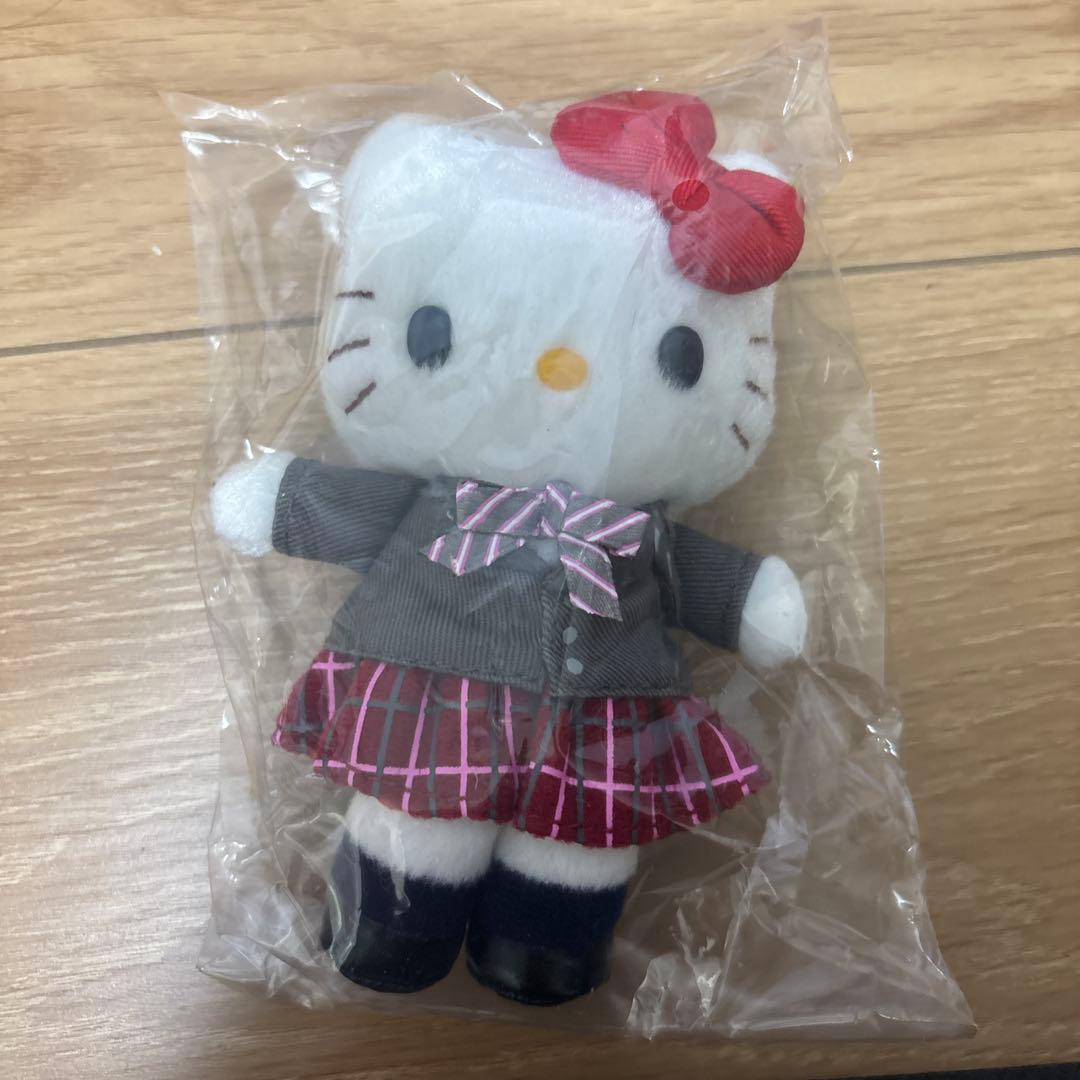 秋草学園 制服 キティちゃん