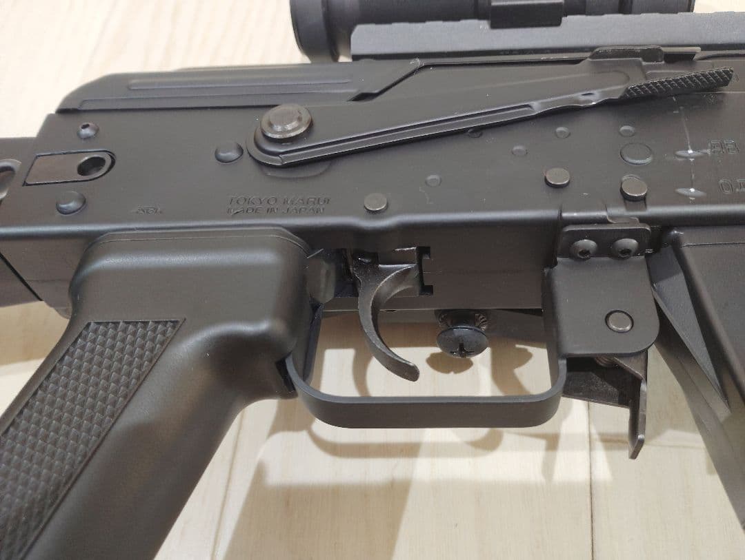 東京マルイ　次世代電動ガン　AK74MN