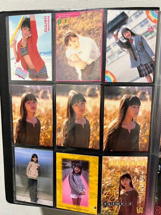 俵小百合、俵有希子、岡本奈月、飯田里穂、中村有沙、大島優子などのカード