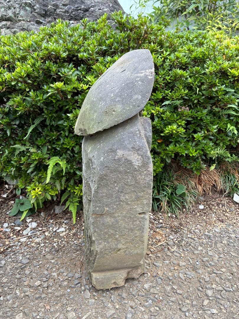 古い田の神様