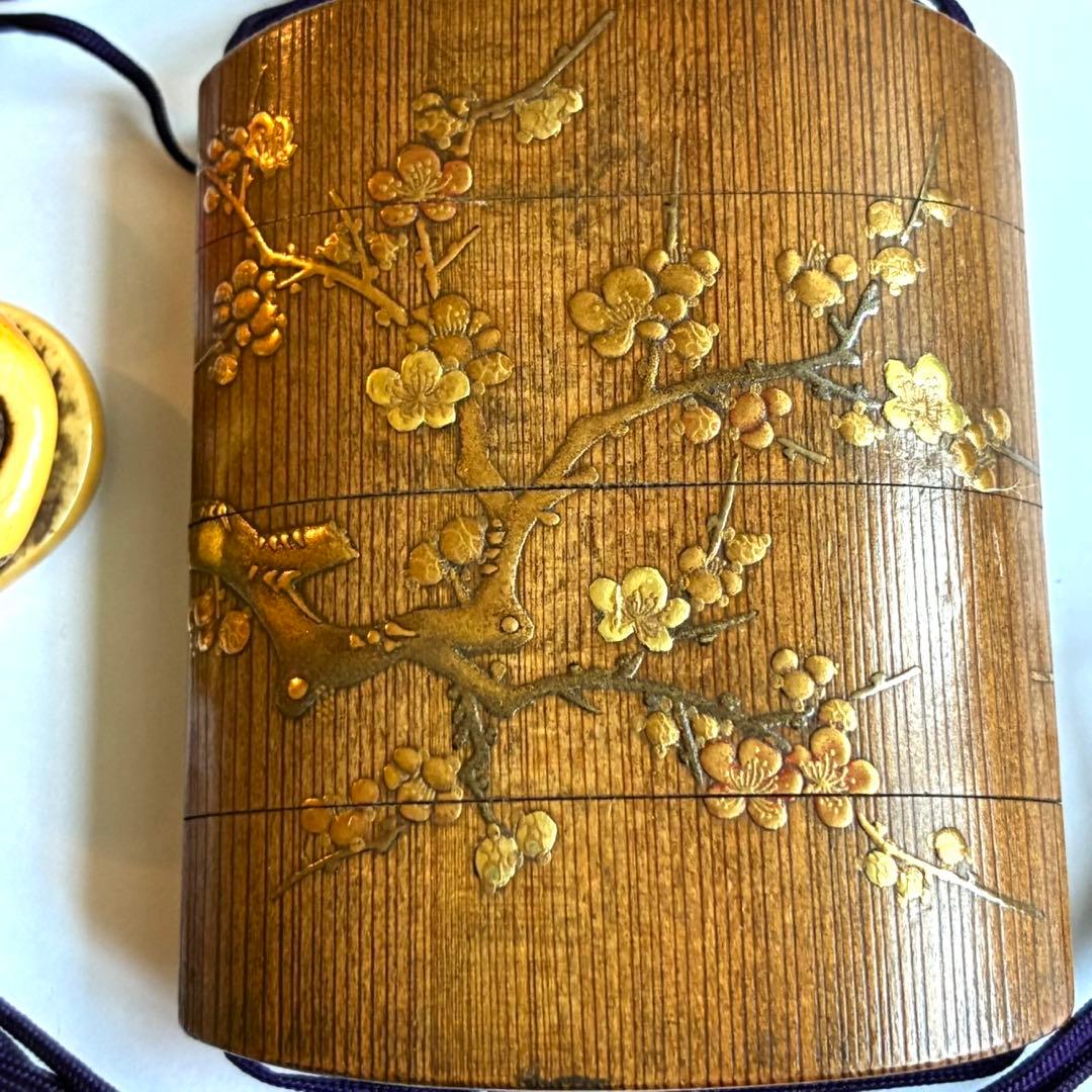 梅蒔絵印籠