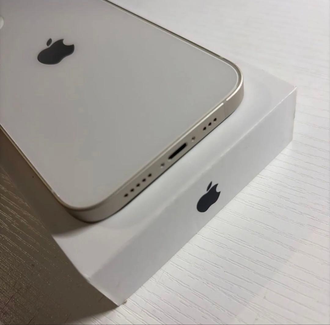 iPhone 13 256GB スターライト SIMフリー 極美品