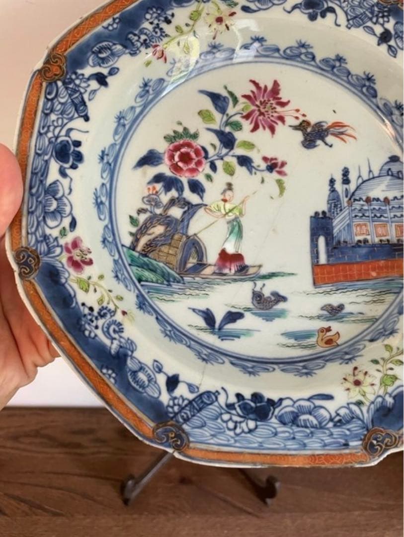 中国古美術品　清の乾隆時代　青花粉彩人物皿　本物保証 22cm