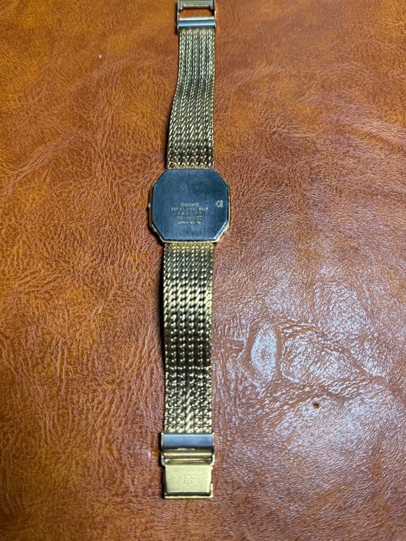 A130希少 稼動品 SEIKO DOLCE スクエア型　80年代ヴィンテージ
