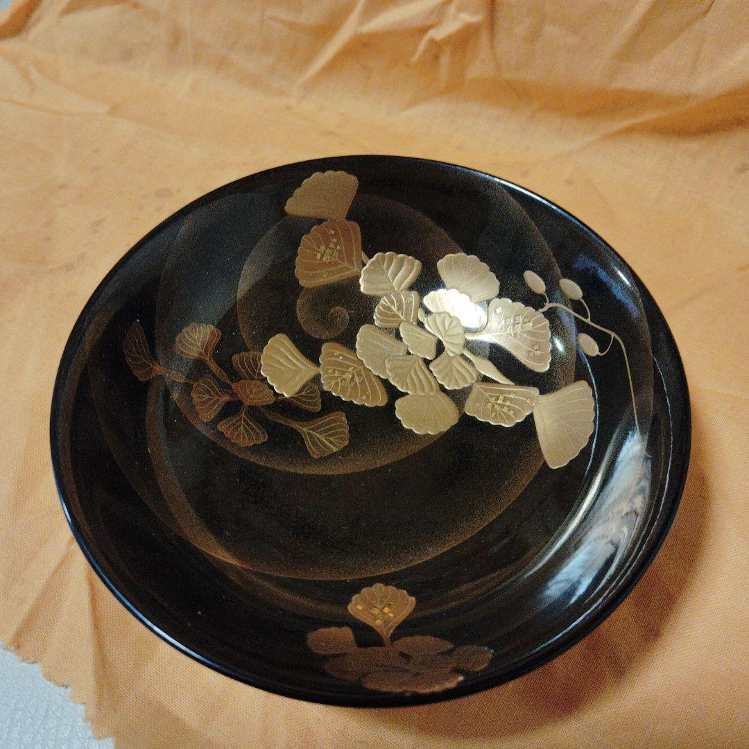 輪島塗黒い漆器の椀 金色の葉模様5客