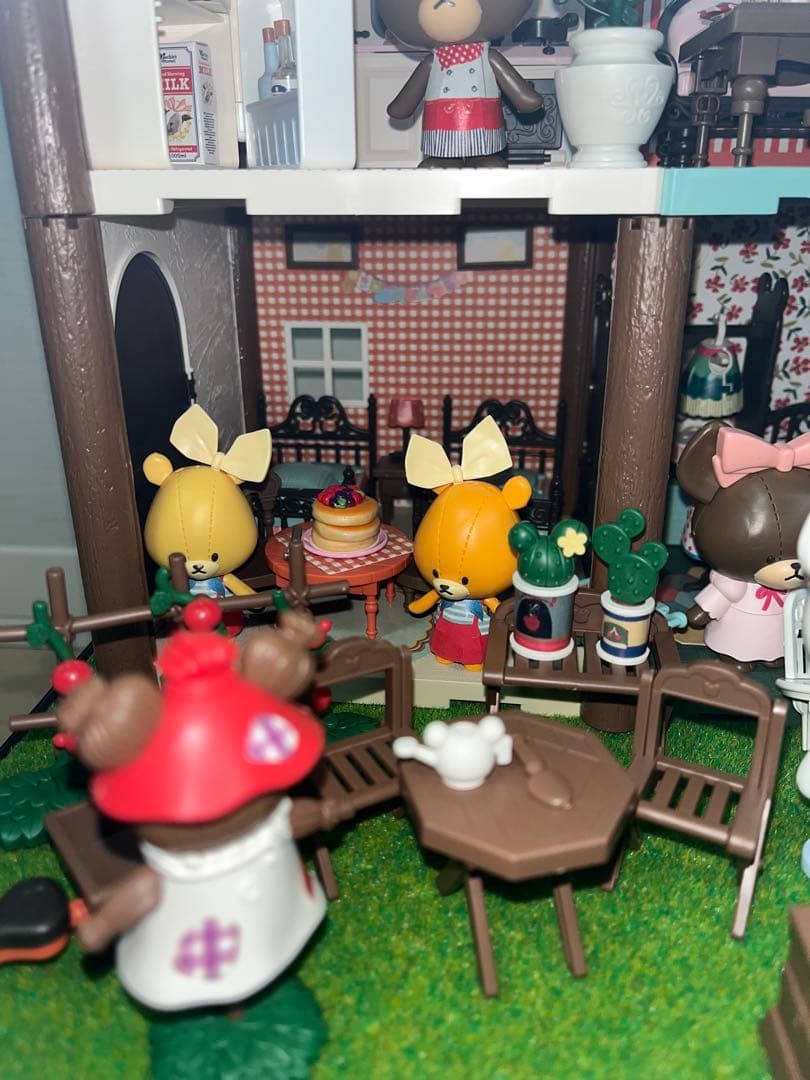 くまのがっこう　ハコルーム　ドールハウス　プラモデル　完成品　ジャッキー