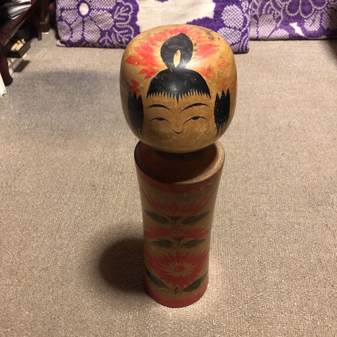 秋山忠市作のこけし