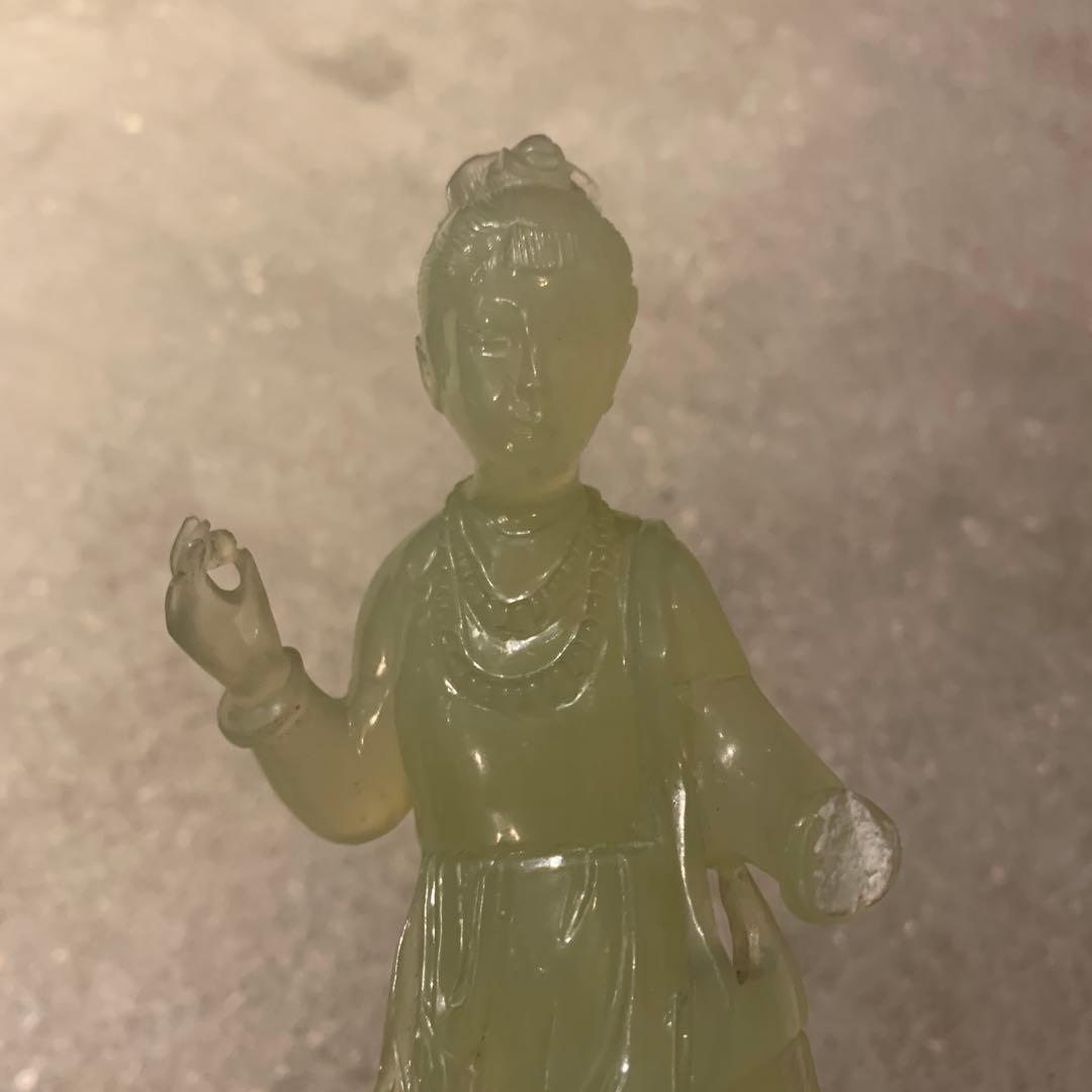 翡翠　女像　中国美術　貴重　アンティーク　ヴィンテージ