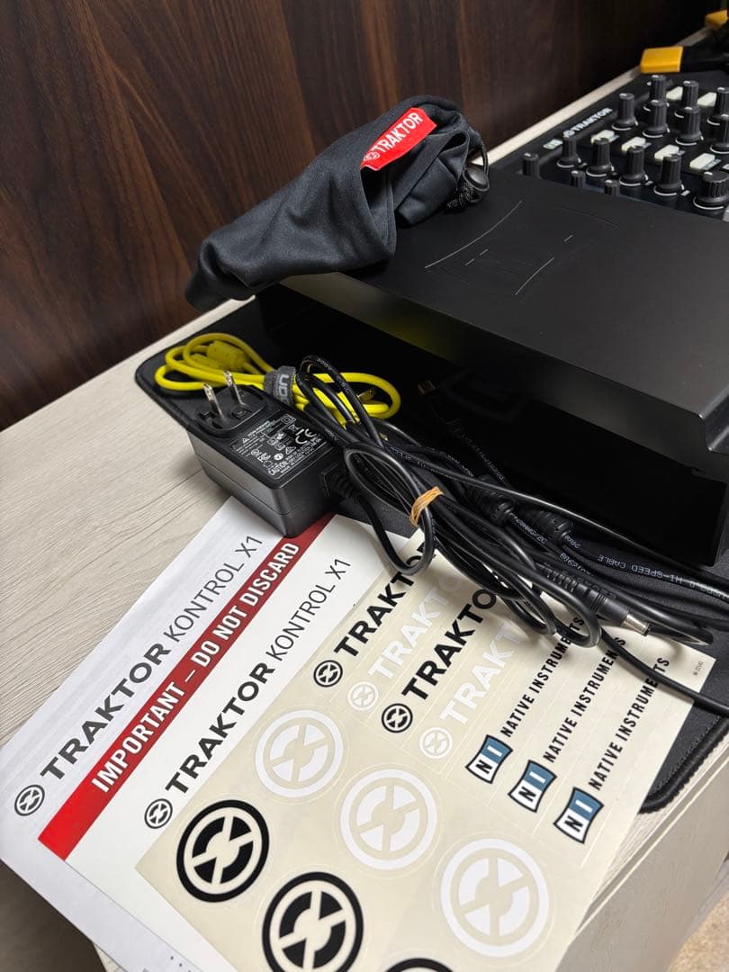 TRAKTOR KONTROL Z1, X1 Mk2, スタンドセット