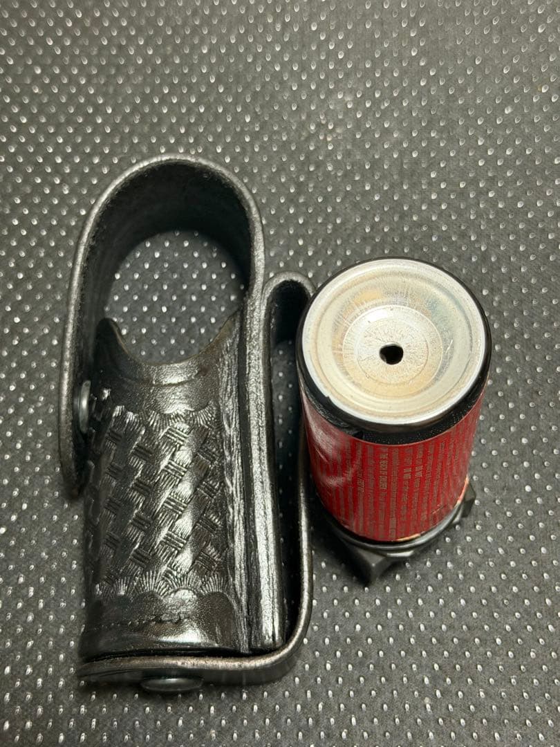 実物ロサンゼルスカウンティーシェリフ　支給品催涙スプレーポーチ