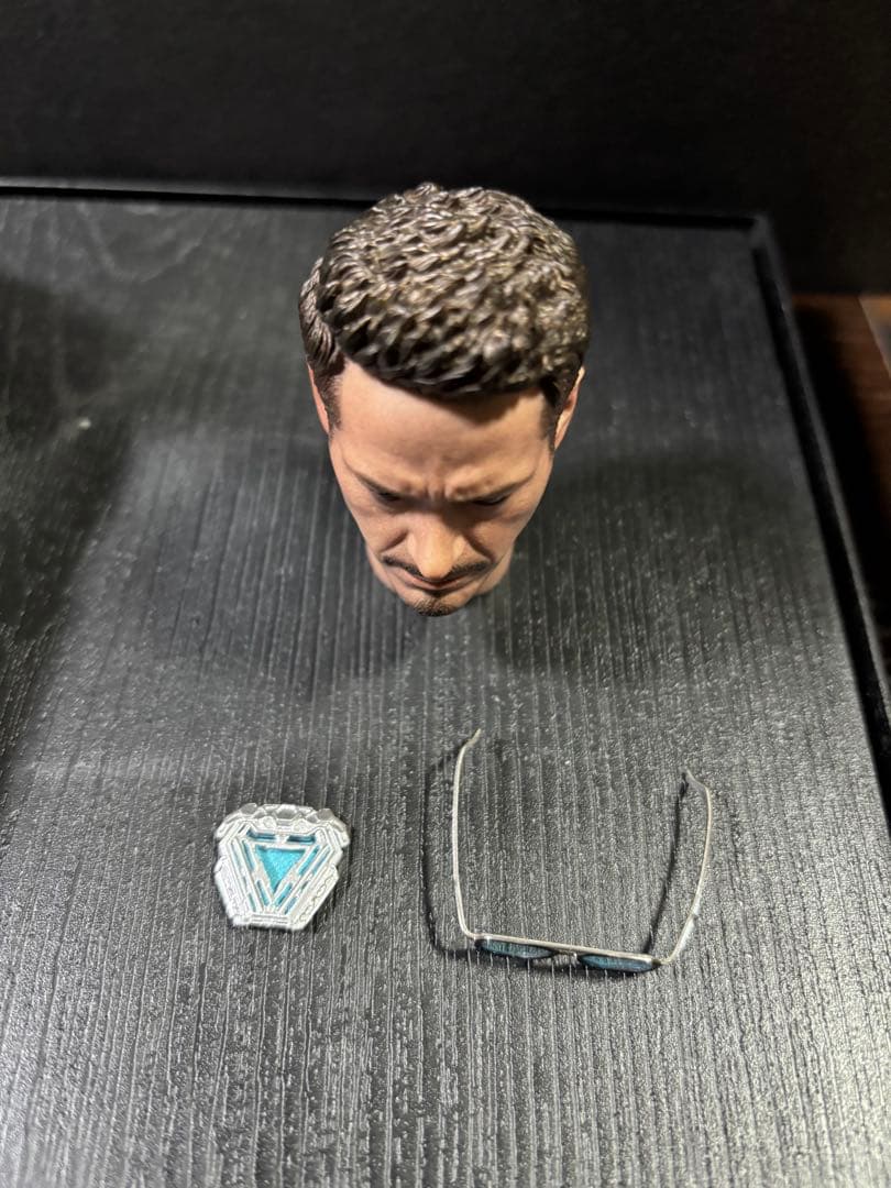 アイアンマン ホットトイズ トニースターク　ナノコンバットスーツ