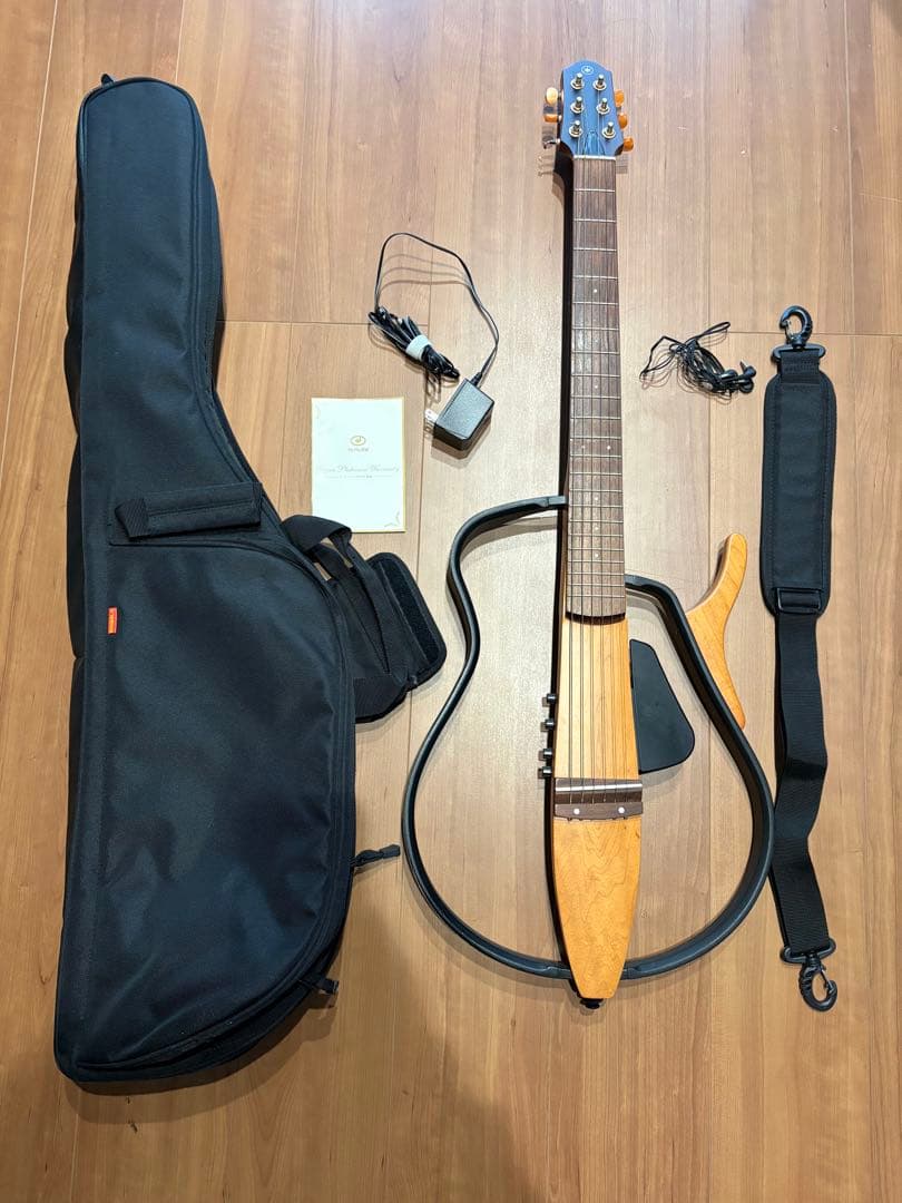 YAMAHA SLG110S ヤマハ サイレントギター ナチュラルケース付