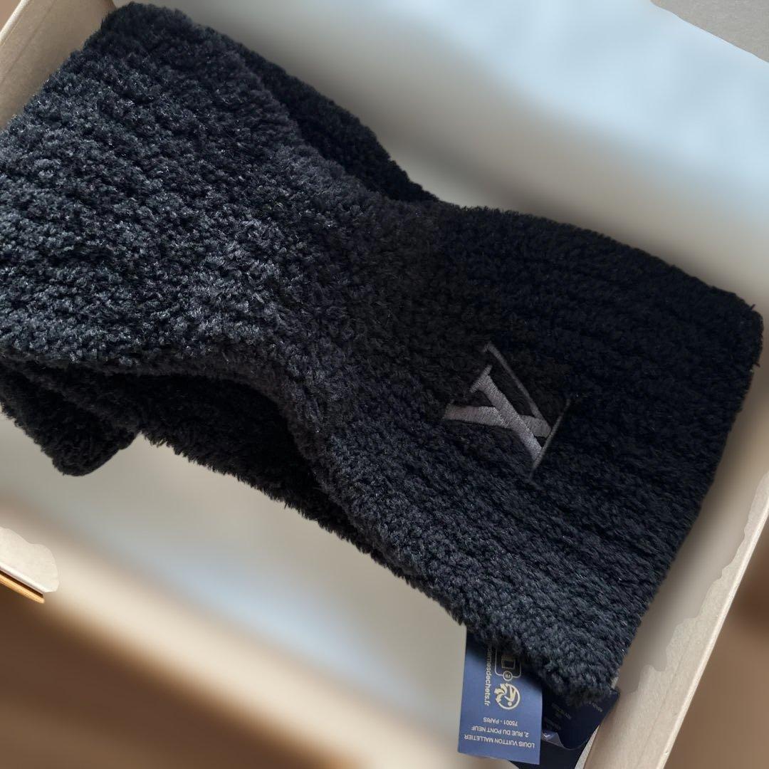 マフラー・オンリー LV・ミニ コンフィ　ルイヴィトン