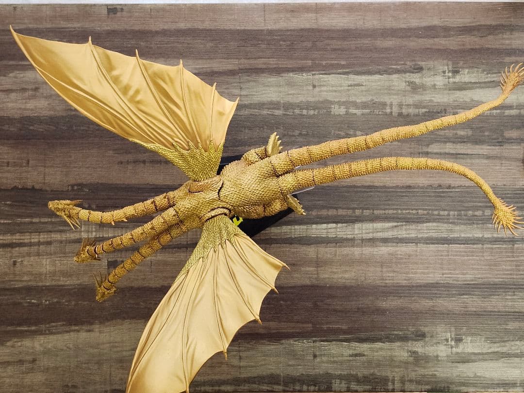 キングギドラ　スペシャルカラー Ver.　S.H.MonsterArts